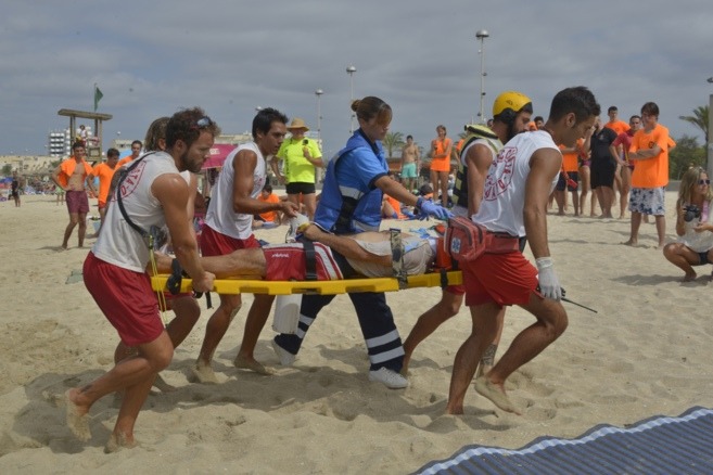 Lee más sobre el artículo “Los concesionarios de playa tienen doble imposición: tasa de salud y contratación privada”