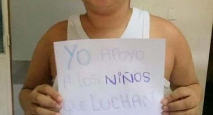 Benjamín Galeano deja un legado – Remeras blancas y ayuda al Materno Infantil
