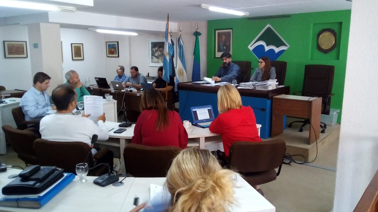 Primera sesión ordinaria con 29 puntos – Pasos a archivo en su mayoría y algunas bajadas a comisión