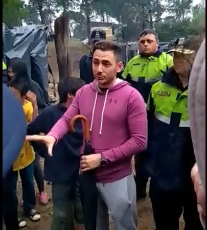“La medida es dura y dolorosa. Esto trasciende gobiernos. Es una Argentina que nos duele a todos”