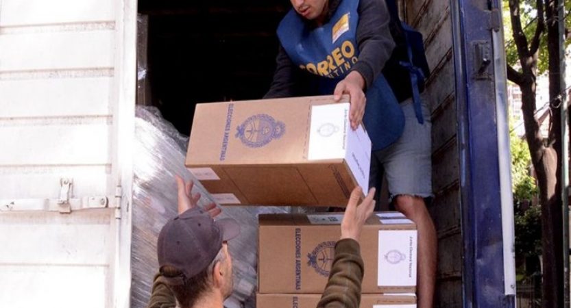Demoras en la entregas de urnas por parte del correo, inasistencias de autoridades de mesa …